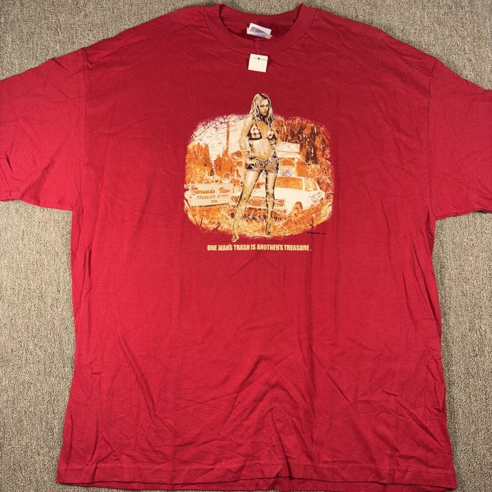 White Trash Men’s Humor Graphic T-shirt One Man’s Trash 2002 2XL NWT Red